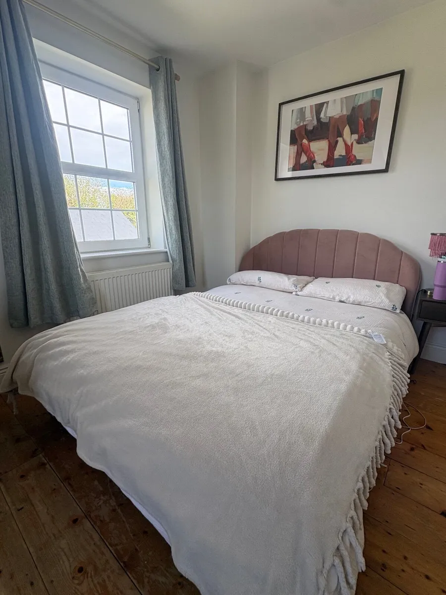 Pink Bed Frame - Image 2