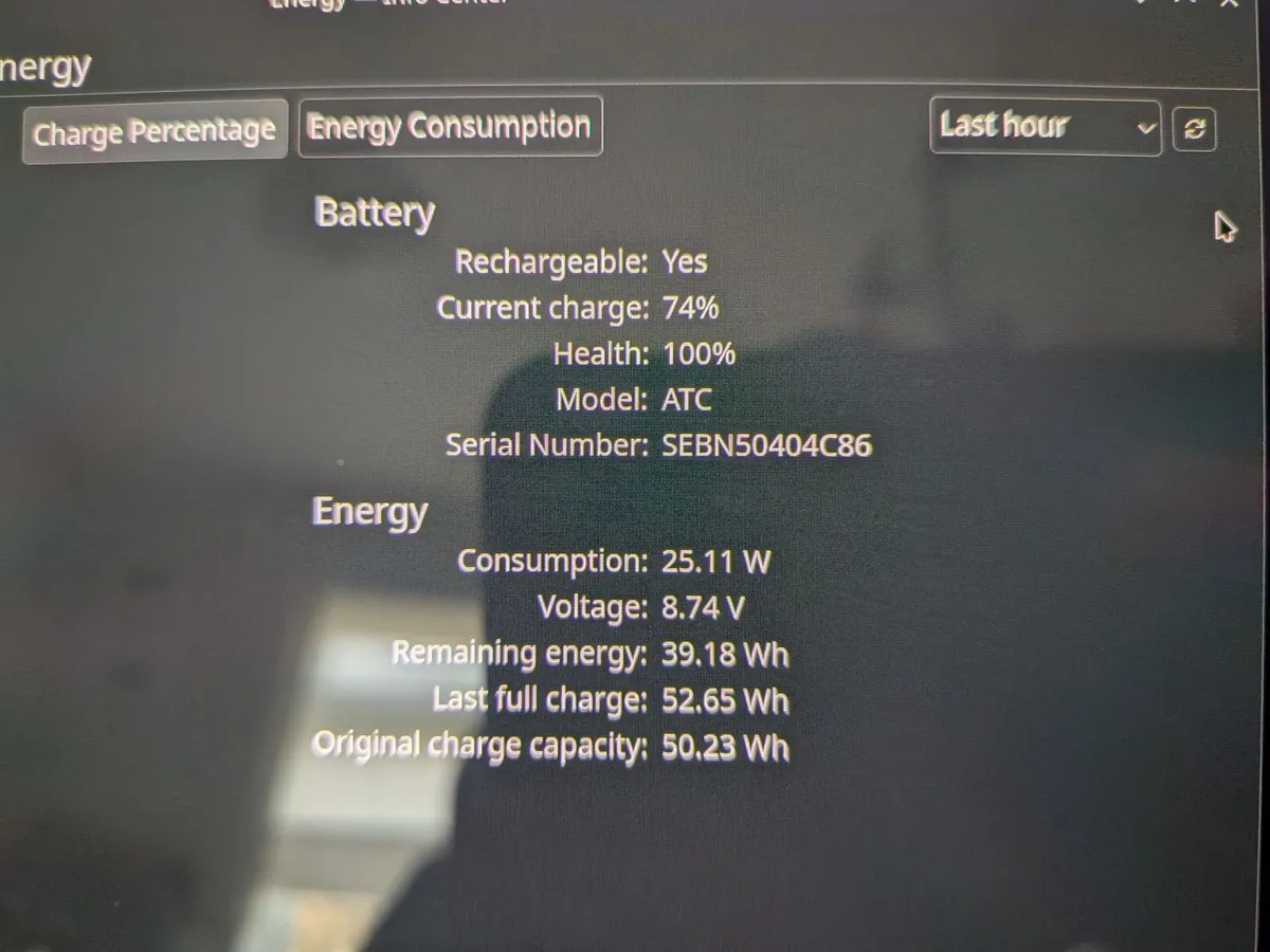 Steam Deck OLED 512GB plus accessories - Image 3