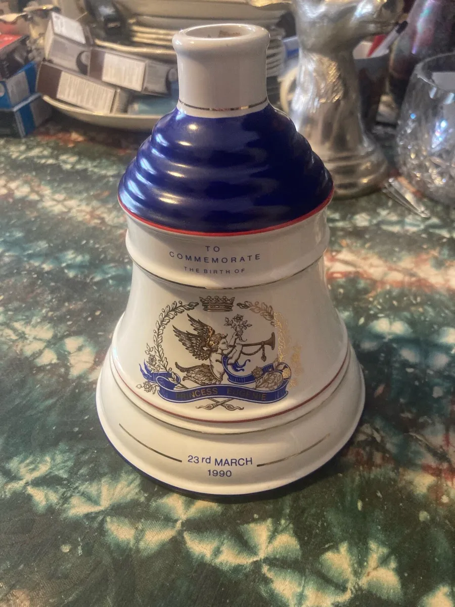 Whiskey decanter free postage - Image 1