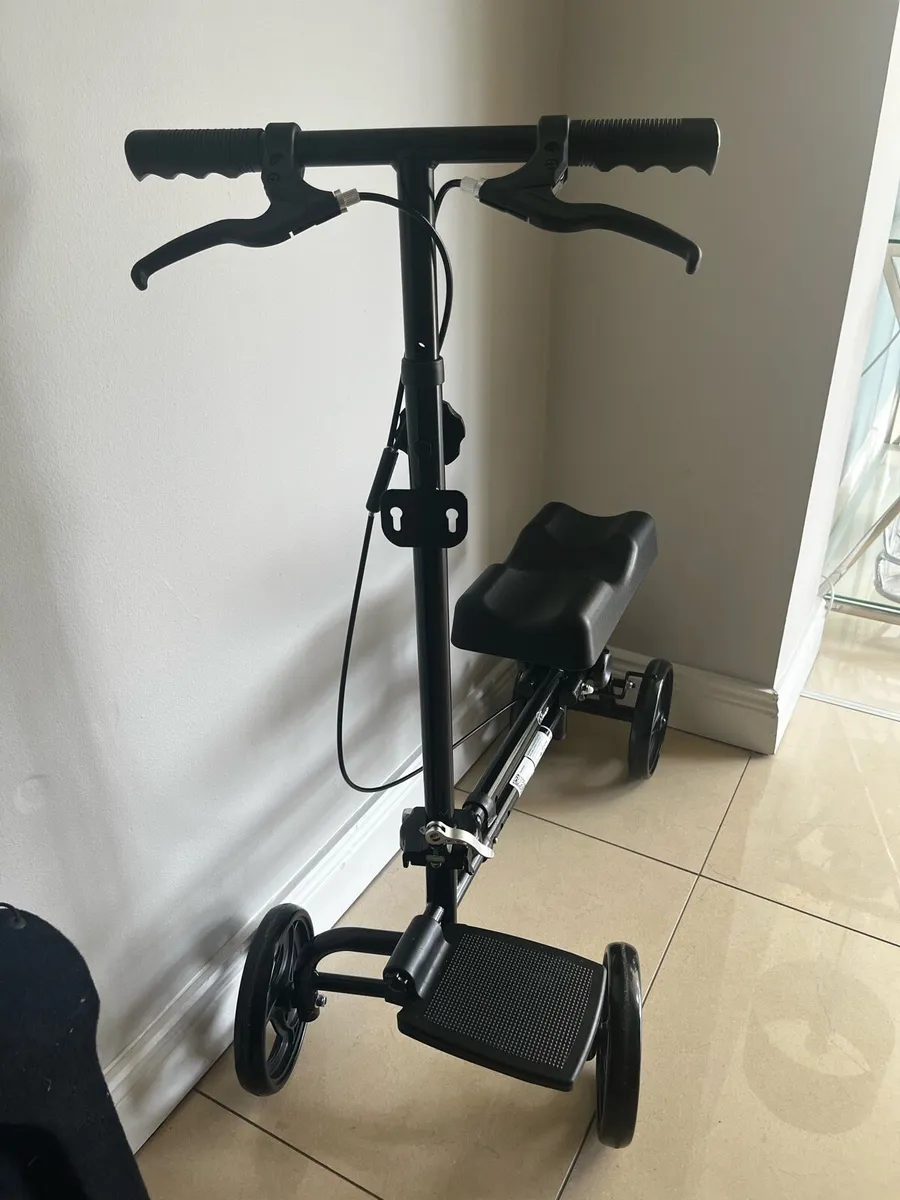 Knee scooter - Image 2