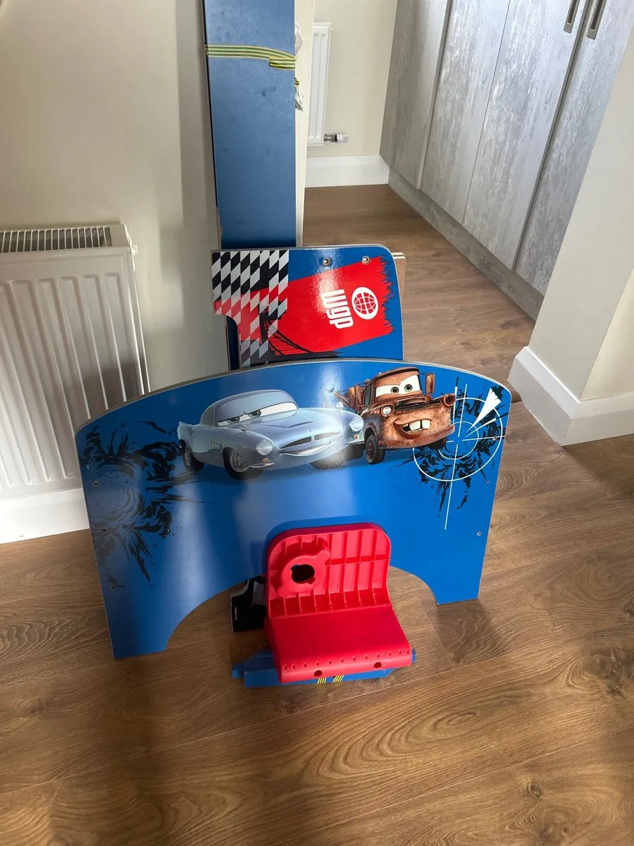 Toddler bed from Cars cartoon