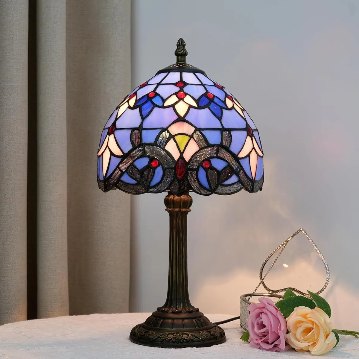 Tiffany Lamp Stained Glass Small Bedside Table - Image 3