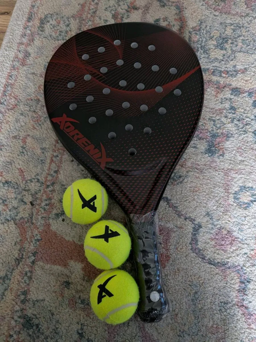 Adrenix Padel Set, which includes a racket and thr - Image 1