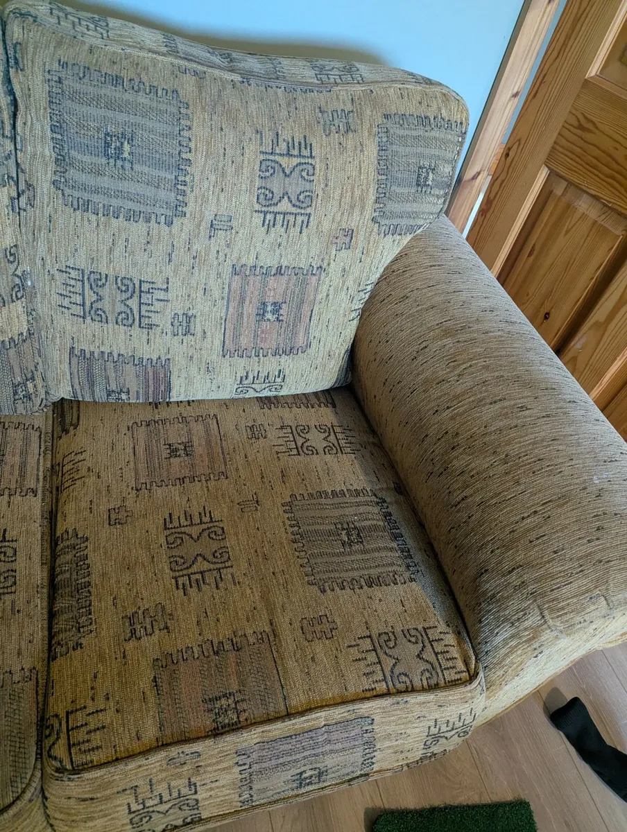 2 seater Couch - Image 2