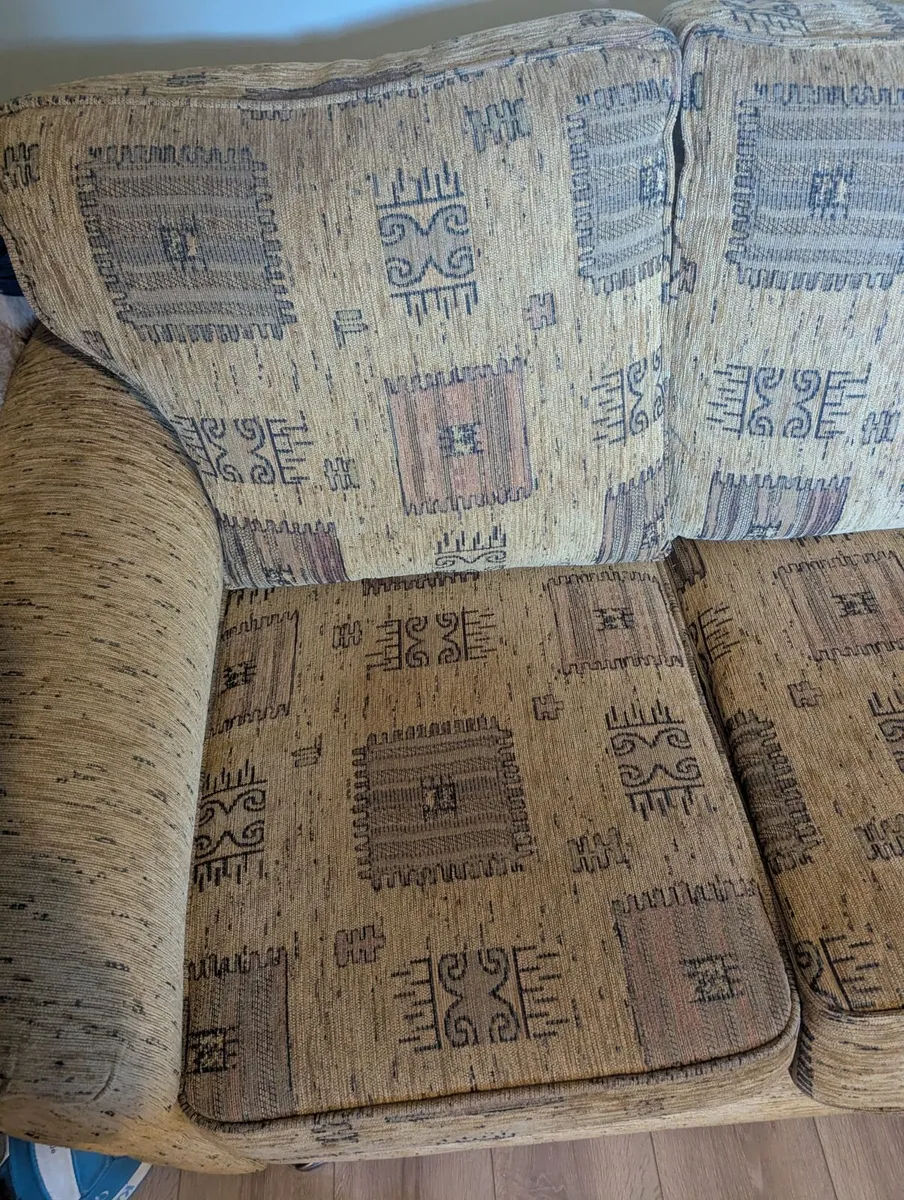 2 seater Couch - Image 3