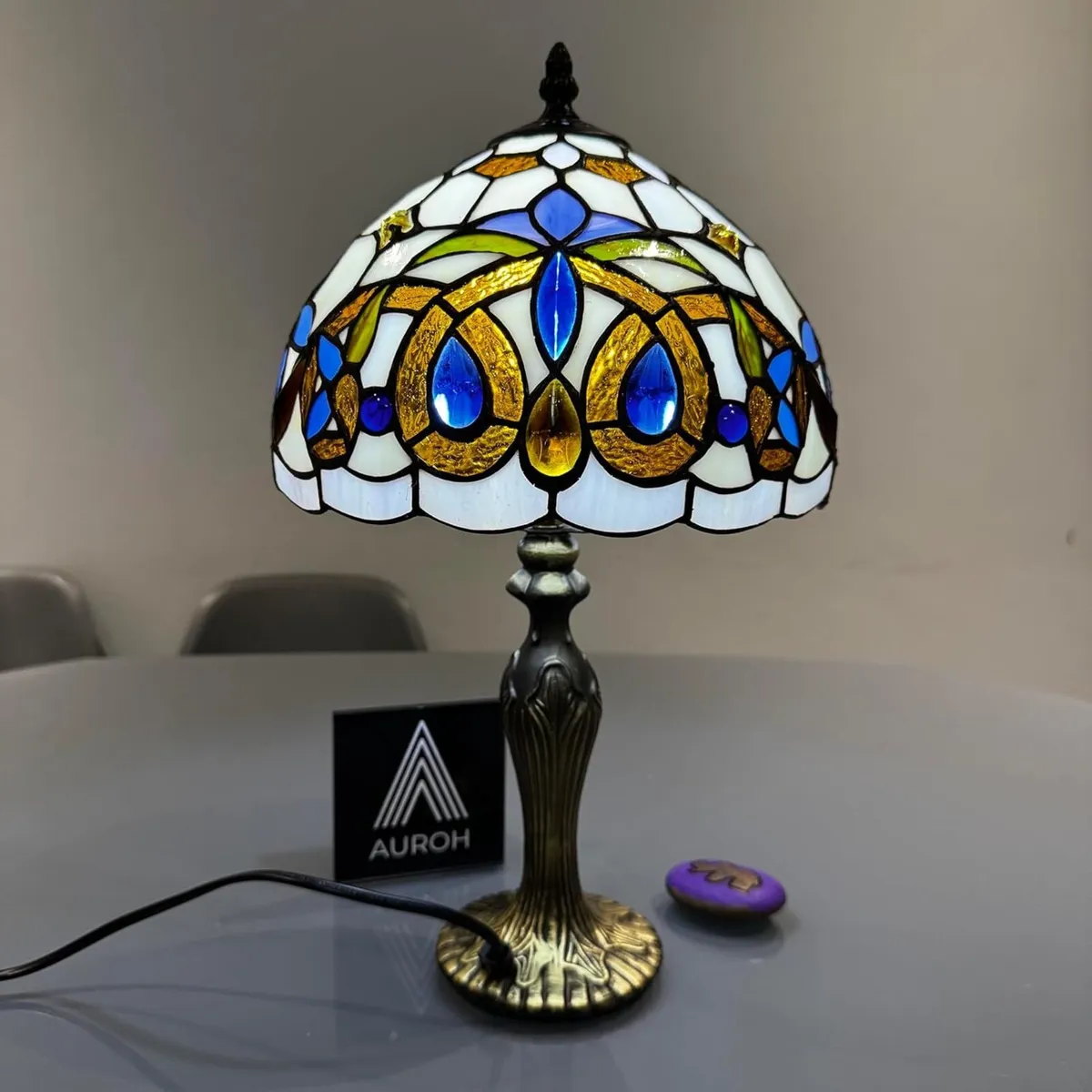 Tiffany Style Table Lamp Stained Glass Handcrafted - Image 1
