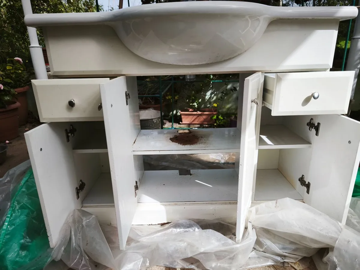 Bathroom sink unit - Image 3
