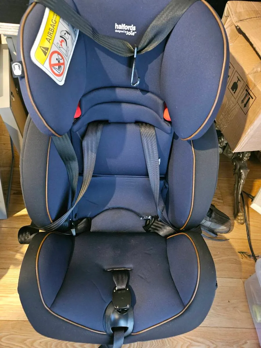 Car seat - Image 1