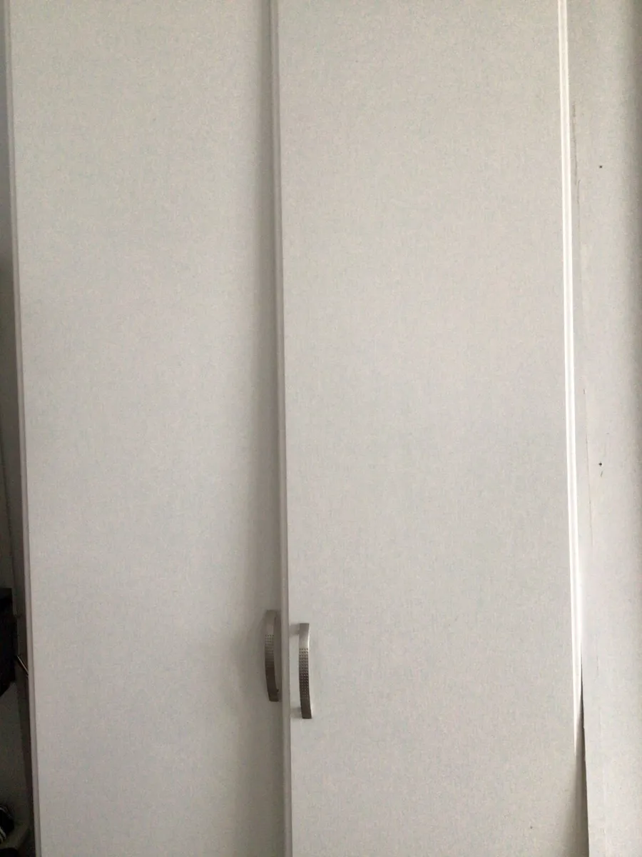 Wardrobe carcass & 6 doors - Image 1