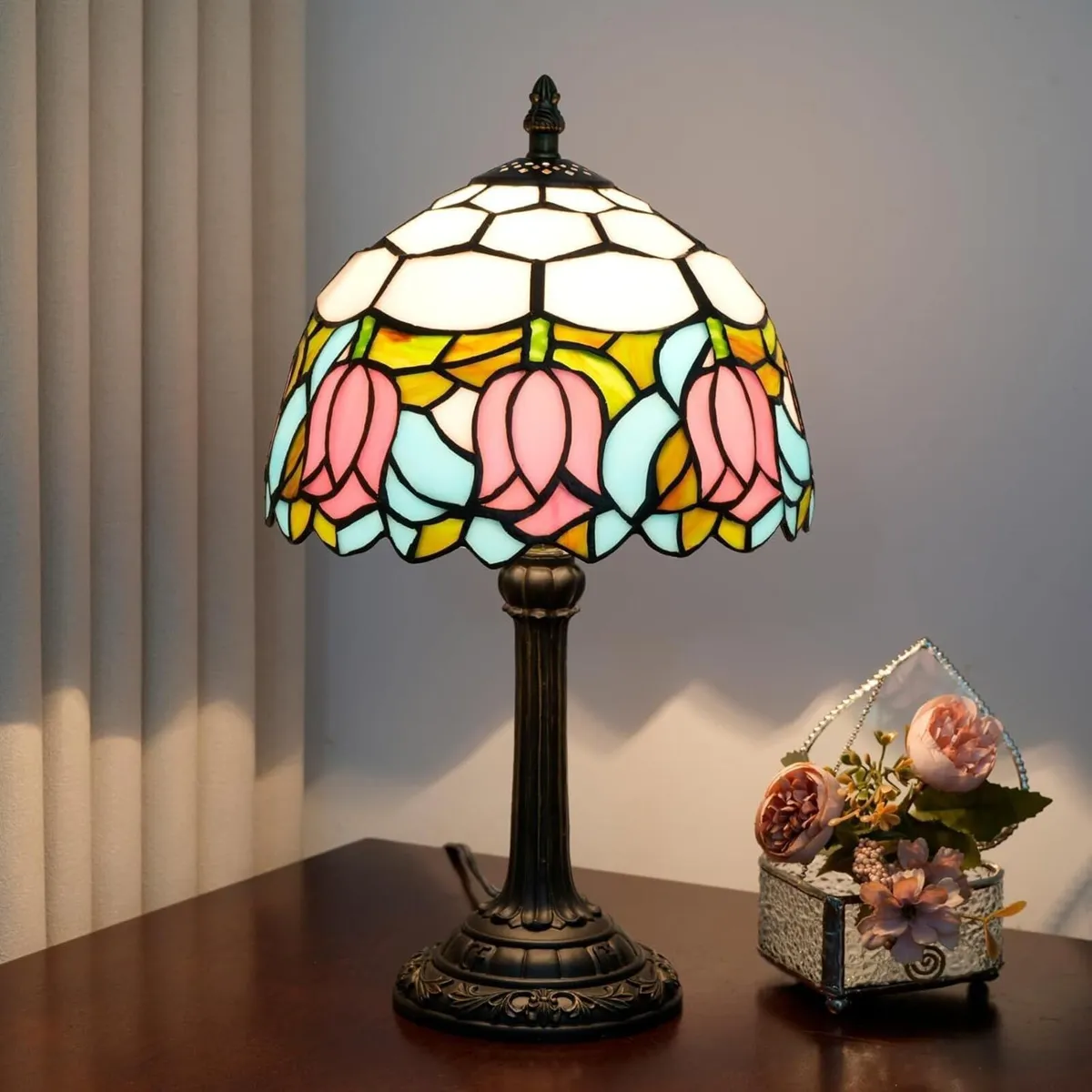 Tiffany Lamp Stained Glass 8X8X14 Inches Small - Image 3