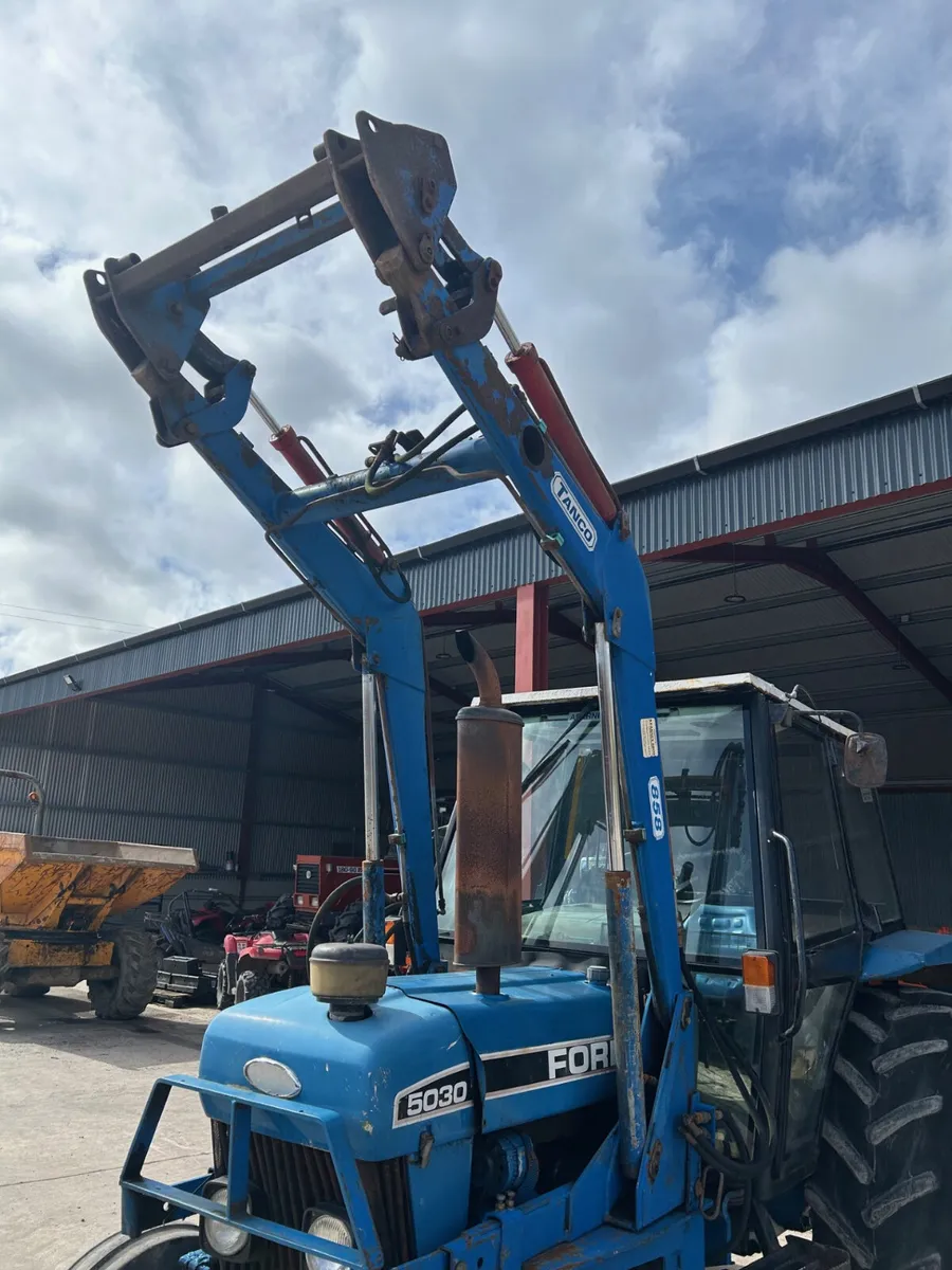 Tanco 858 Loader For Ford 5030 ETC.... - Image 4