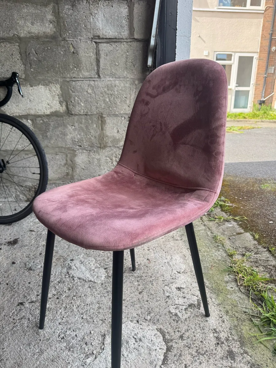 Bedroom chair - Image 1