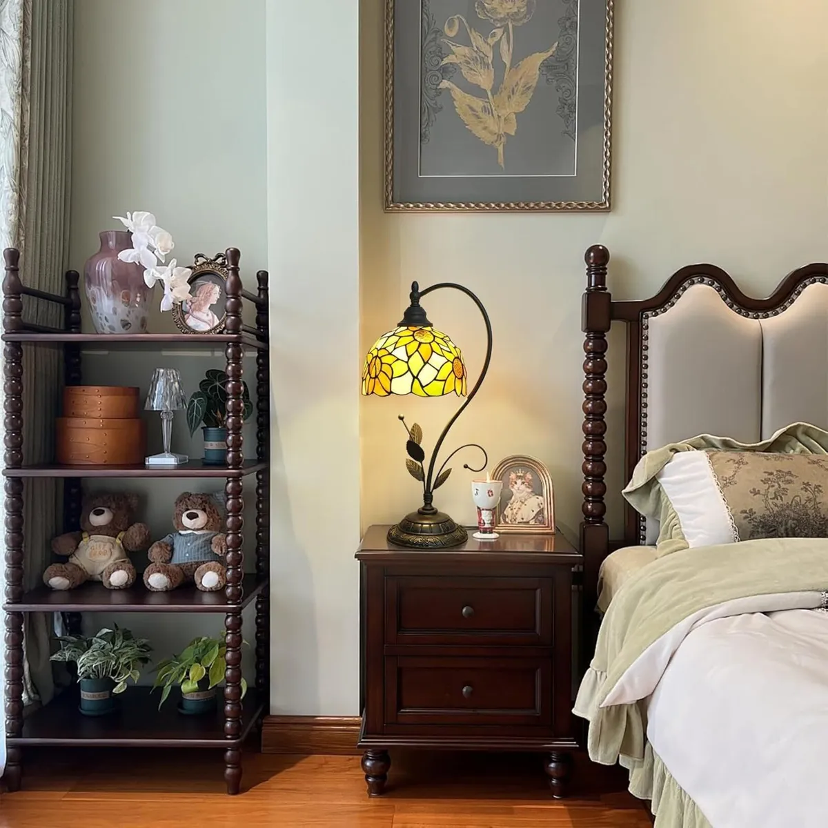 Tiffany Table Lamp Sunflower Yellow Stained Glass - Image 3