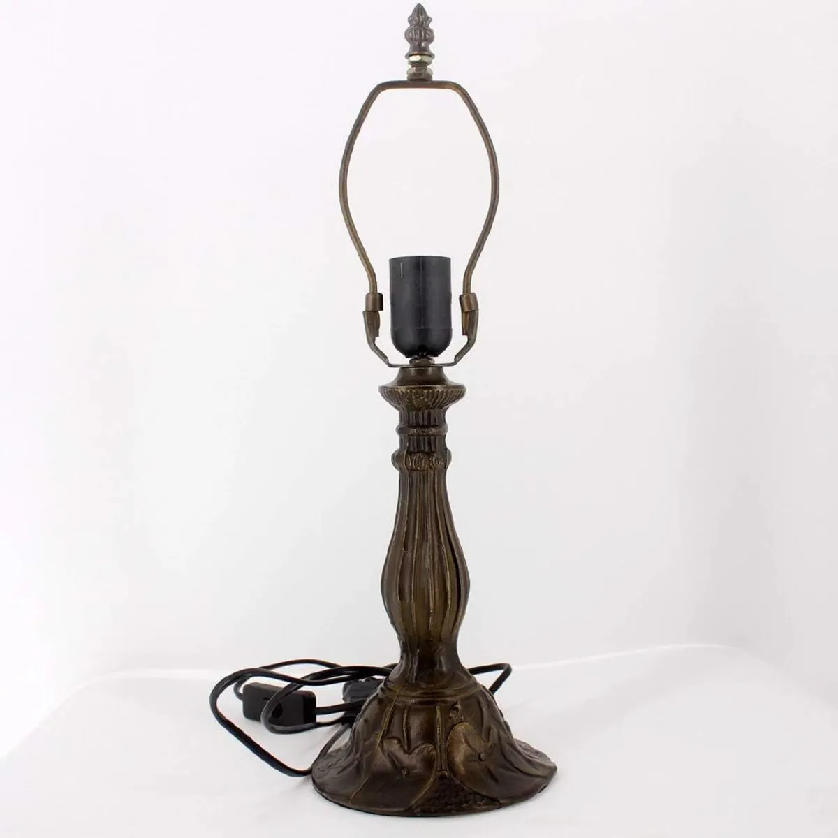 Tiffany Lamp Blue Purple Stained Glass Table - Image 4