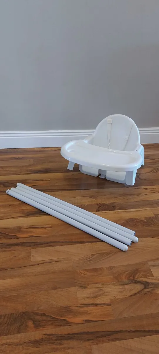 Baby high chair - Image 3