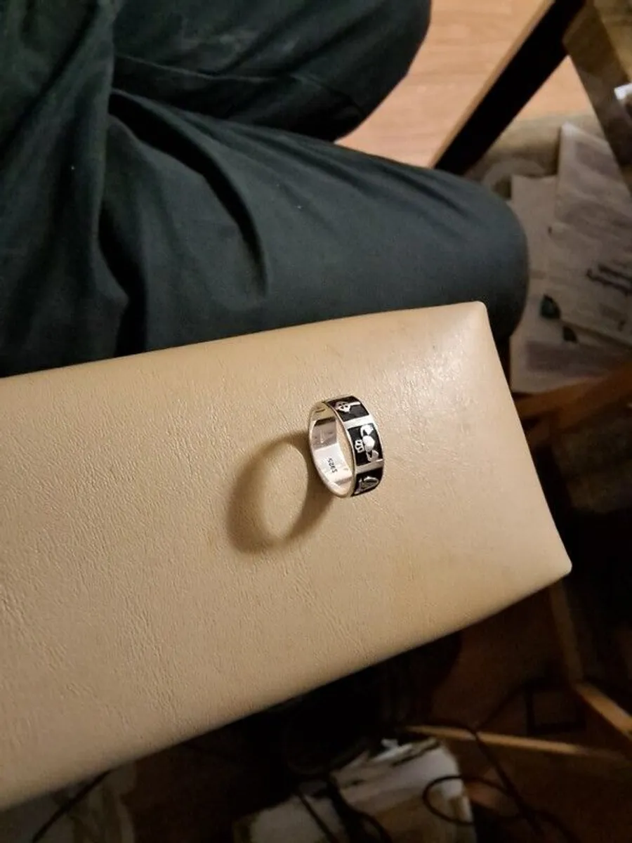 sterling black and silver ring - Image 4