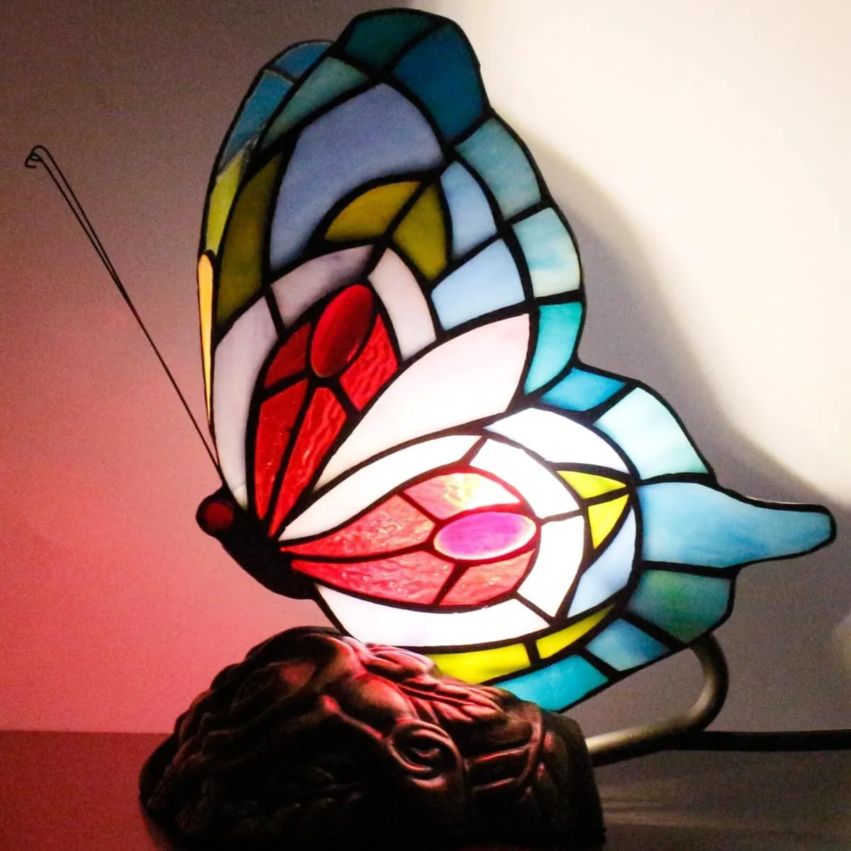 Small Tiffany Table lamp Stained Glass Butterfly - Image 4