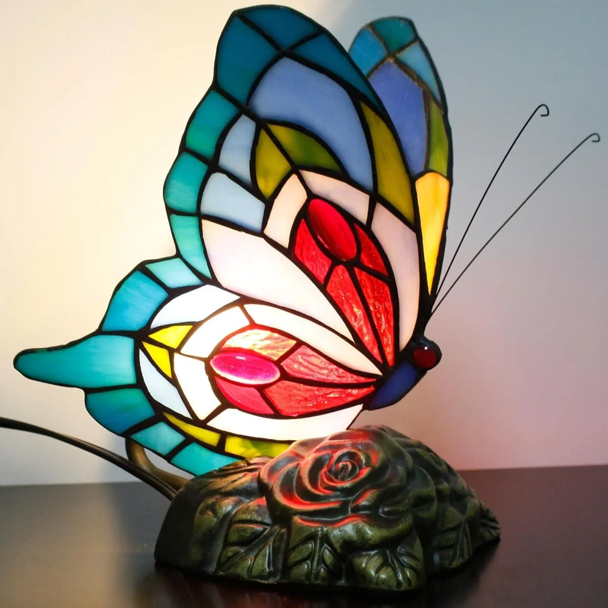 Small Tiffany Table lamp Stained Glass Butterfly - Image 3