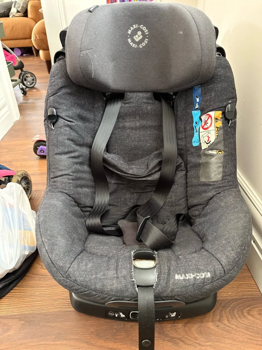 Maxi-Cosi AxissFix car seat - Image 2