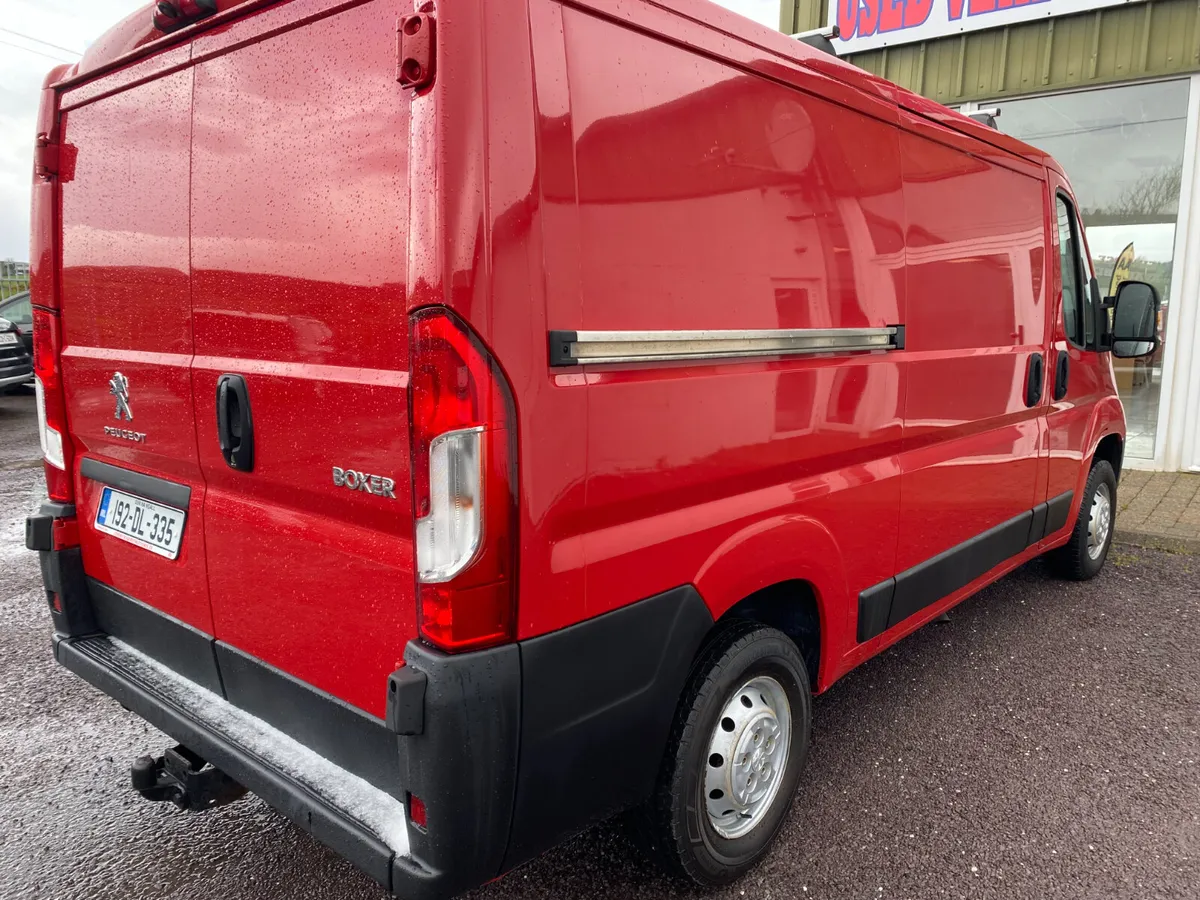 Peugeot Boxer 333 L2 H1 2.0 BLUE HDI 1 130 4DR - Image 4