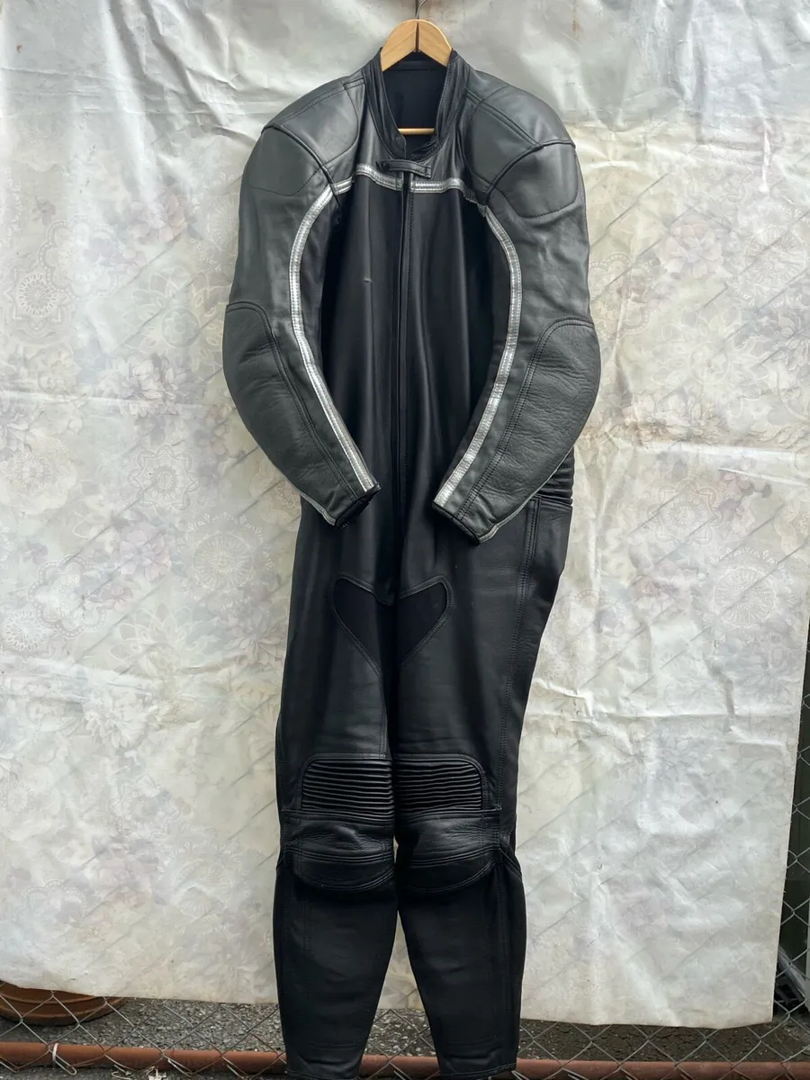Crowtree Mens one piece leather motorcycle suit - Image 1