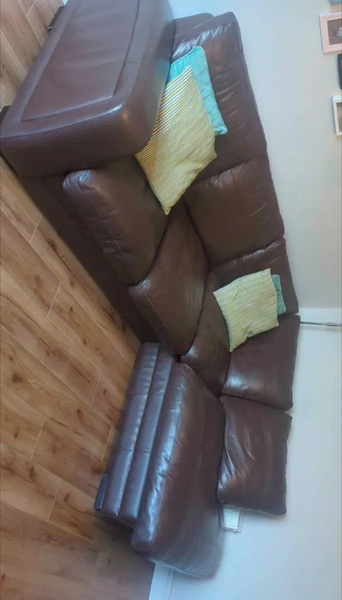 Sofa - Image 2