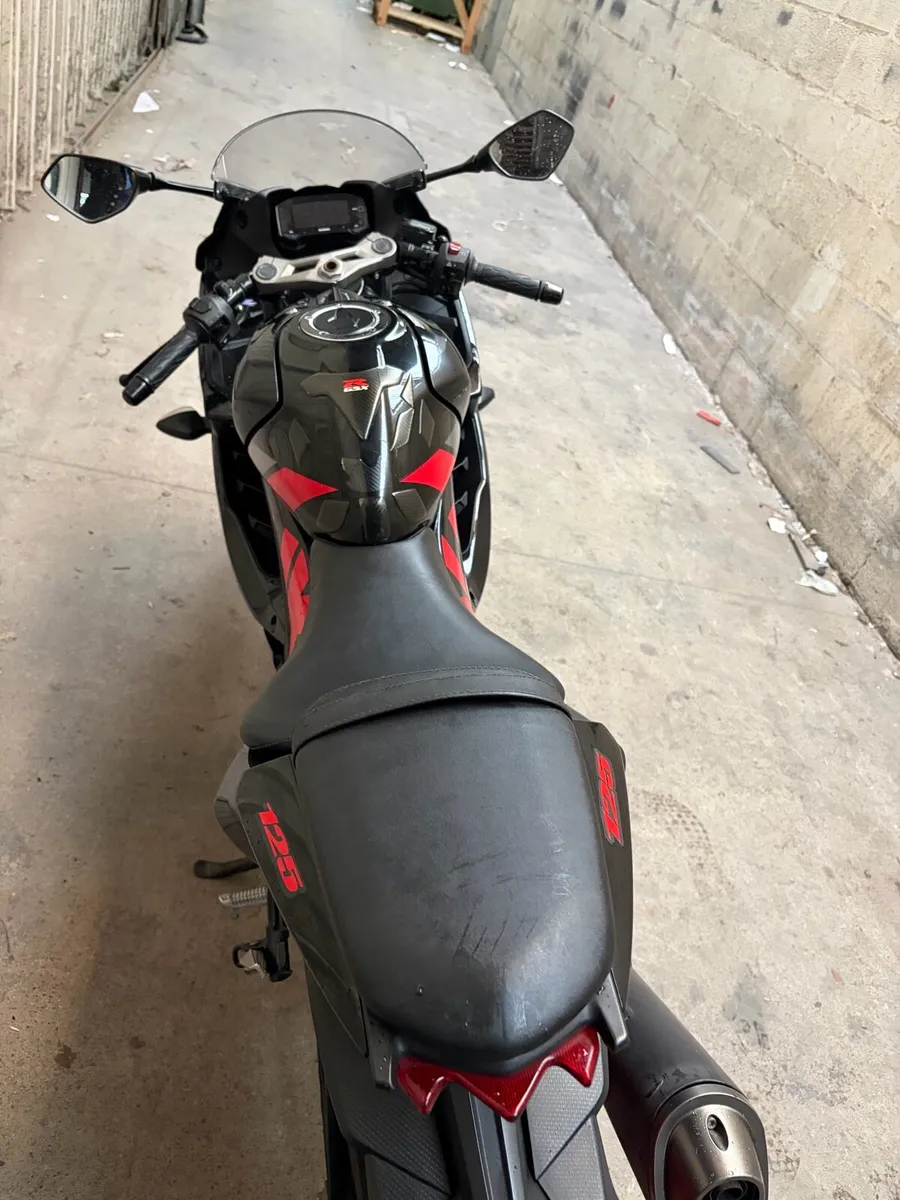 SUZUKI GXSR 125 - Image 3