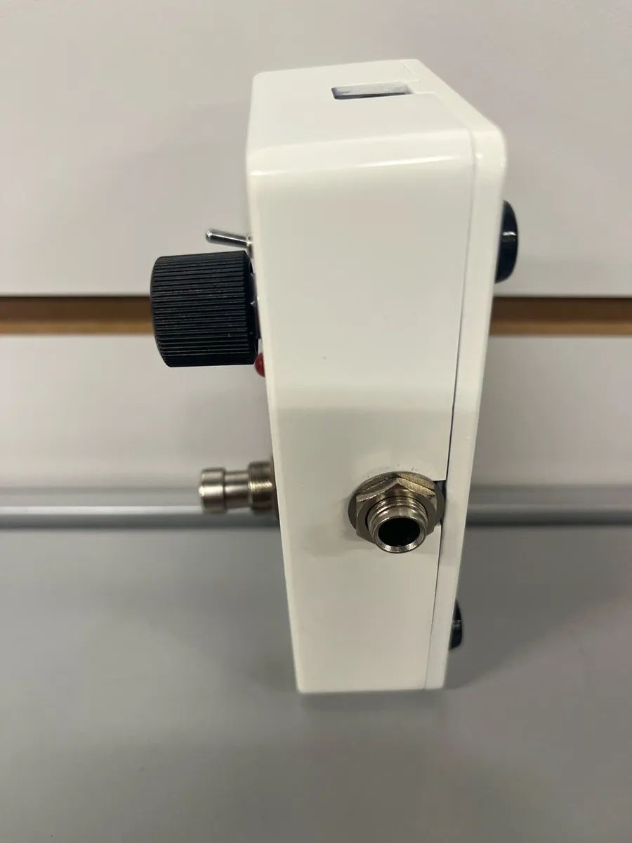 Electro-Harmonix Holy Grail NEO Pedal - Image 3