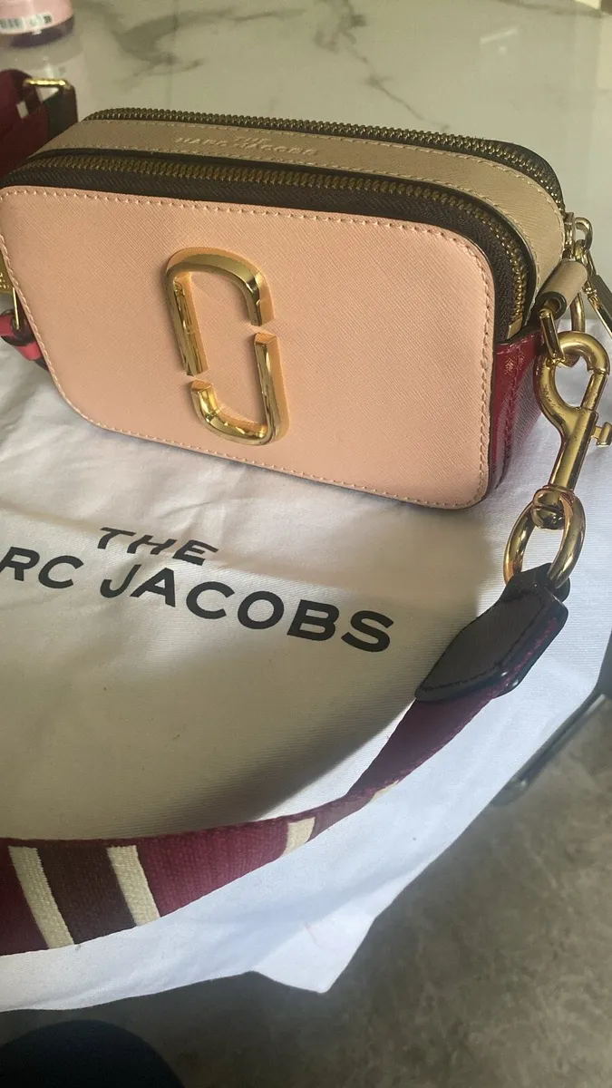 Marc Jacobs camera bag - Image 1
