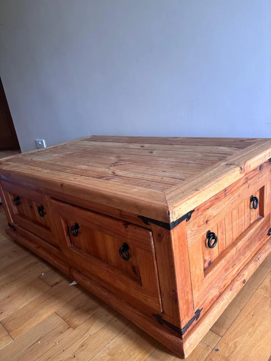 Mexican Pine Chest Coffee Table with Glass Top - Image 3