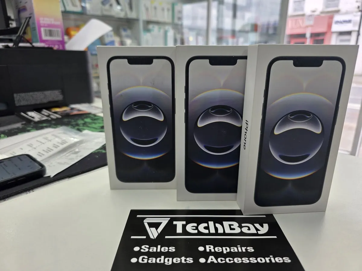 iPhone 16e iPhone 16e iPhone 16e iPhone 16e