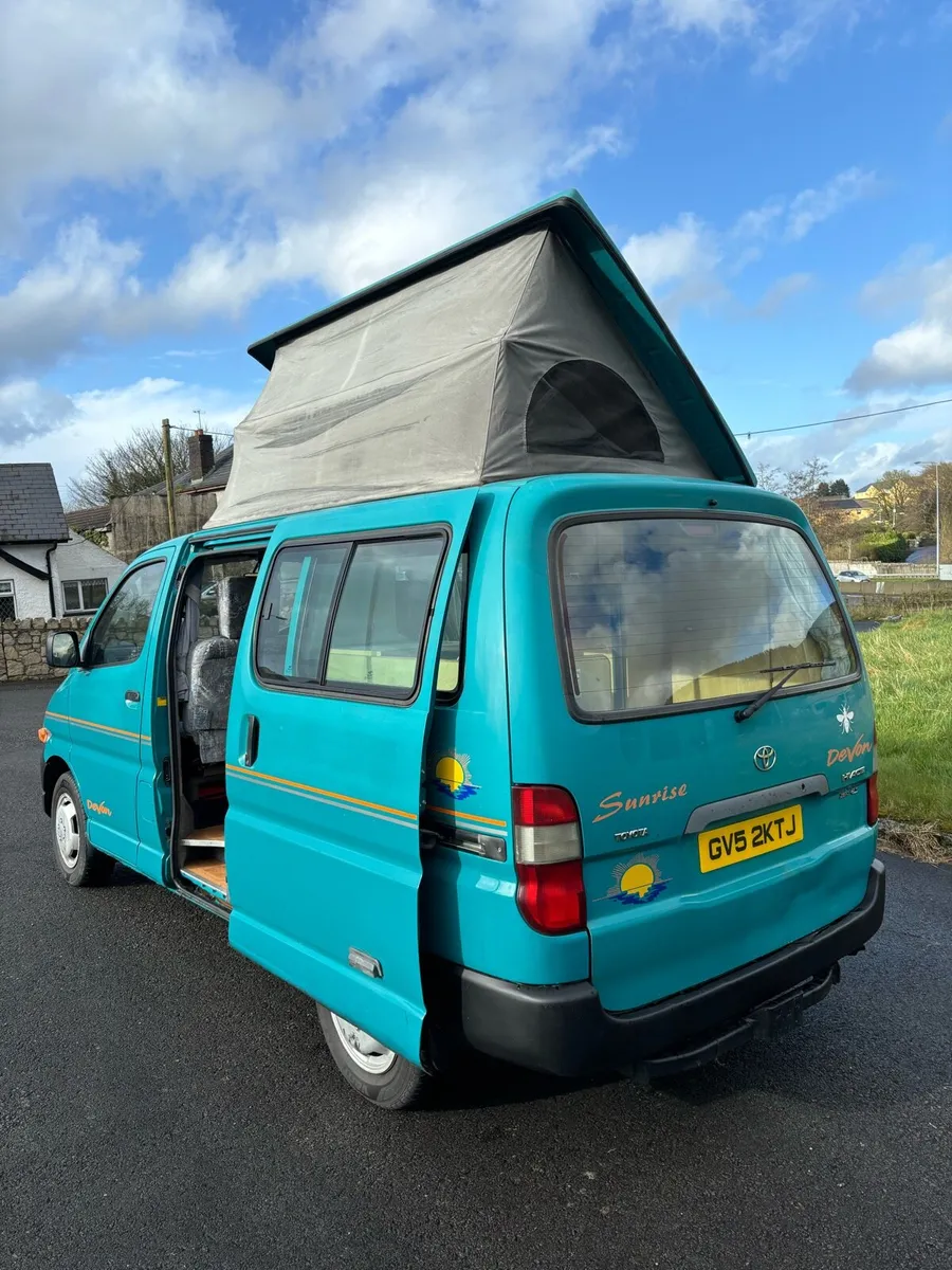 Toyota HIACE 2.4 Devon sunrise 2 berth year 2003NI - Image 3