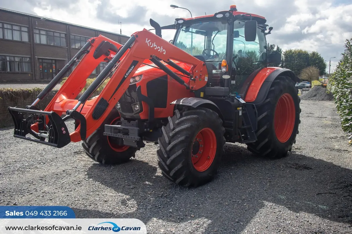 Demo Kubota M6132 Tractor - Image 2