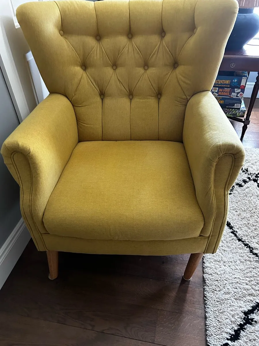 Armchair and footstool - Image 1