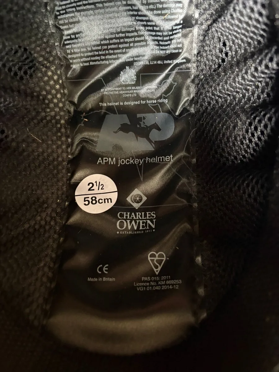 Charles Owen riding helmet - Image 3