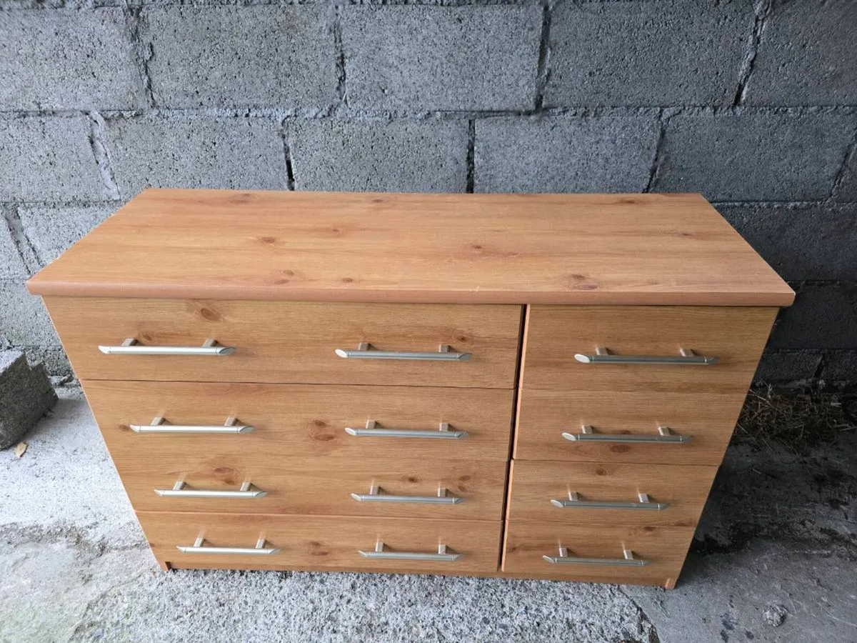 Drawer chest 6 great condition - Image 1