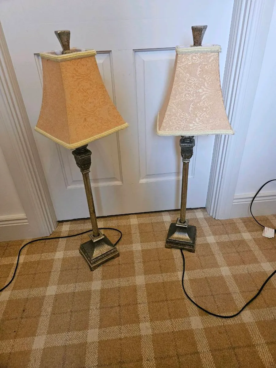 Two matching lamps - Image 2