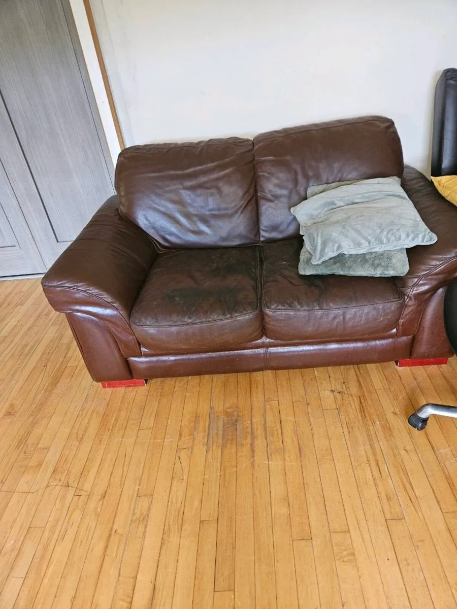 Sofa - Image 4