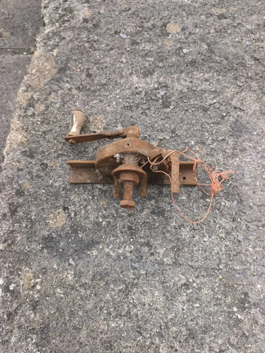 Champion Company Tool - Image 3