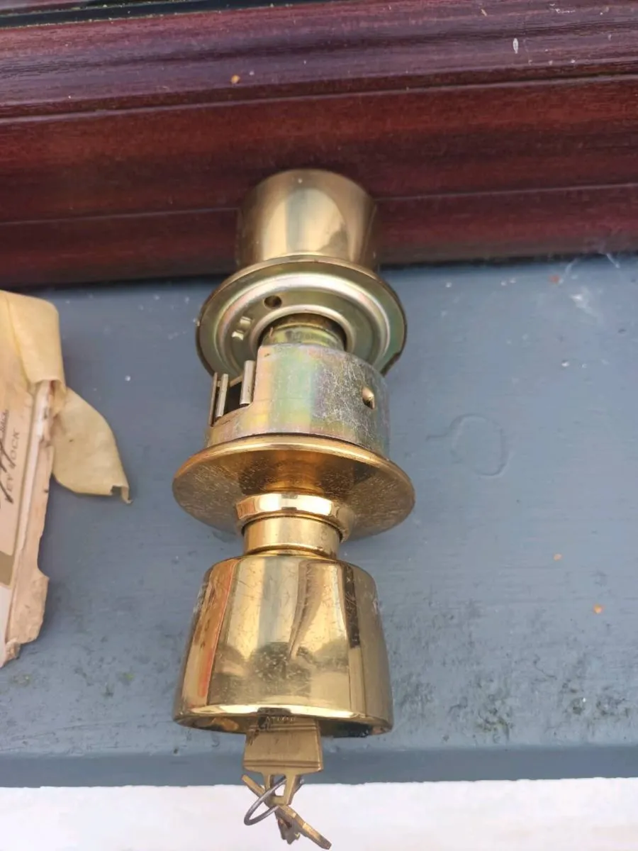 Schlage Door Lock - Image 1