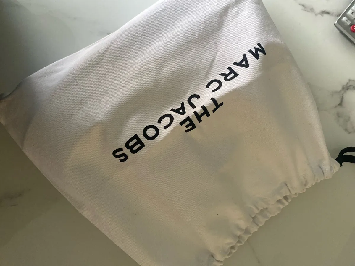 Marc Jacobs camera bag - Image 3