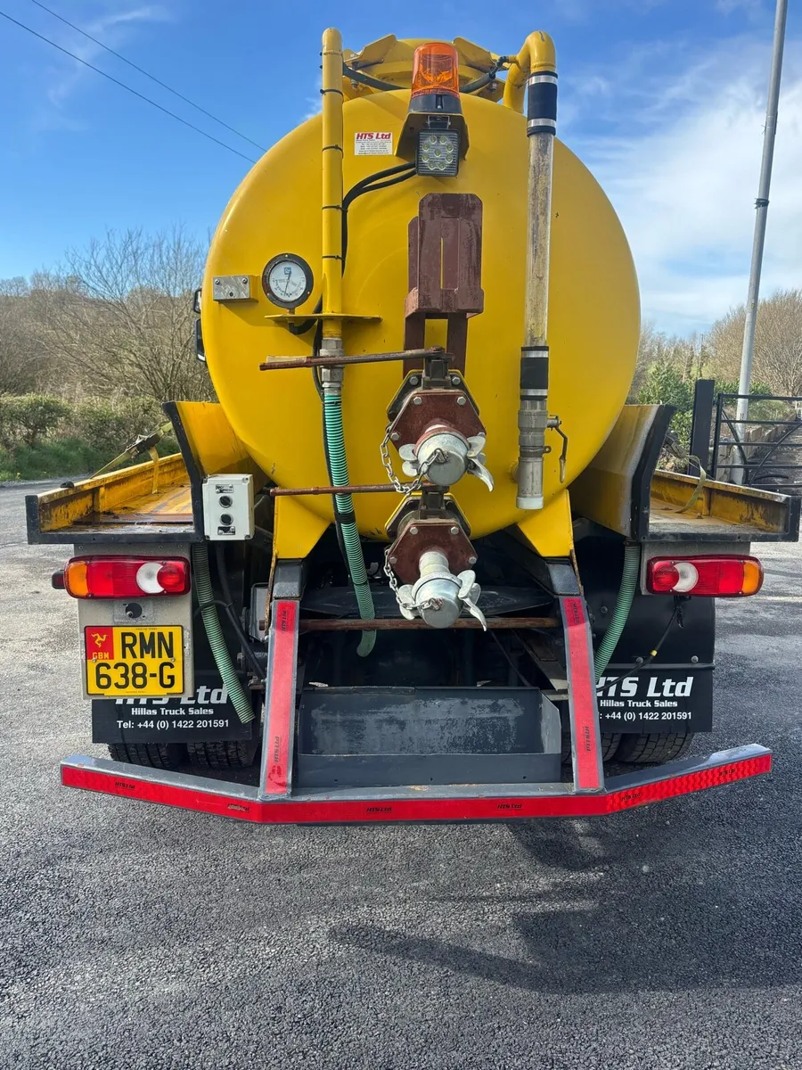 Iveco vacuum tanker - Image 4