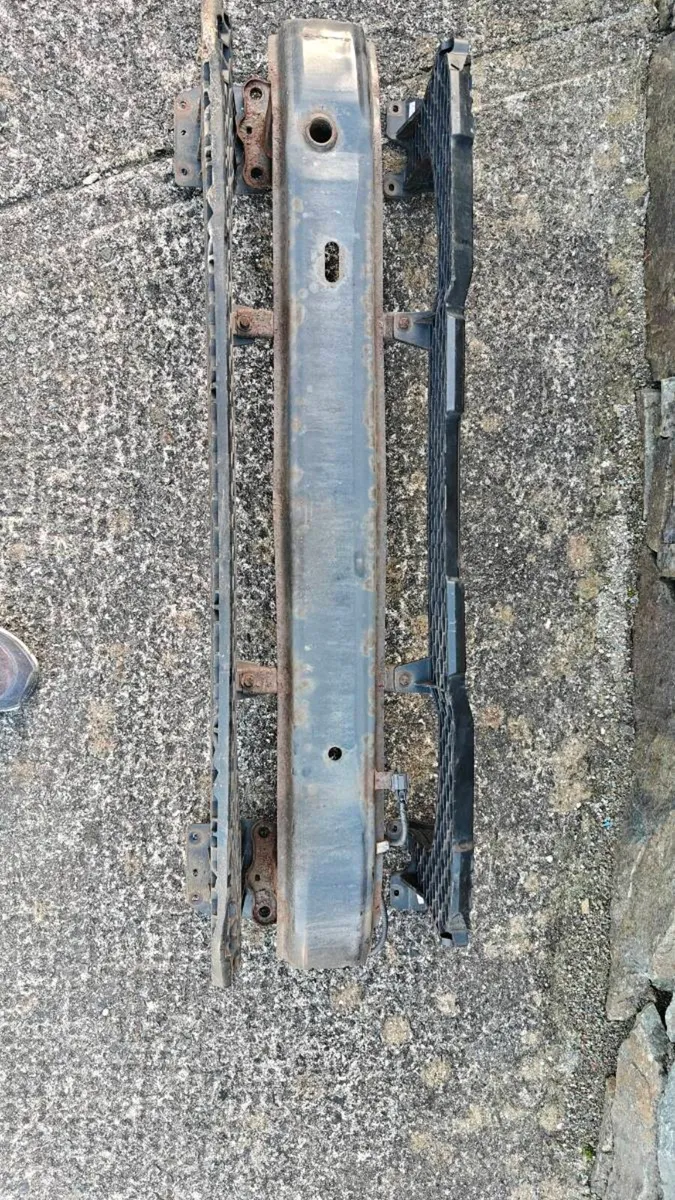 KIA SPORTAGE 2010-2015  BUMPER CRASH BAr - Image 4