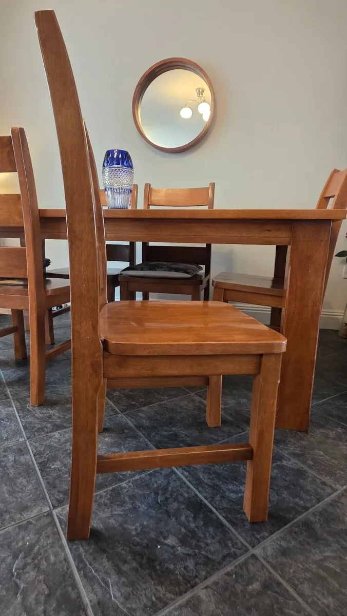 Kitchen Table and 6 Chairs - Image 2