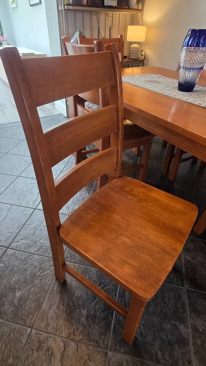 Kitchen Table and 6 Chairs - Image 4