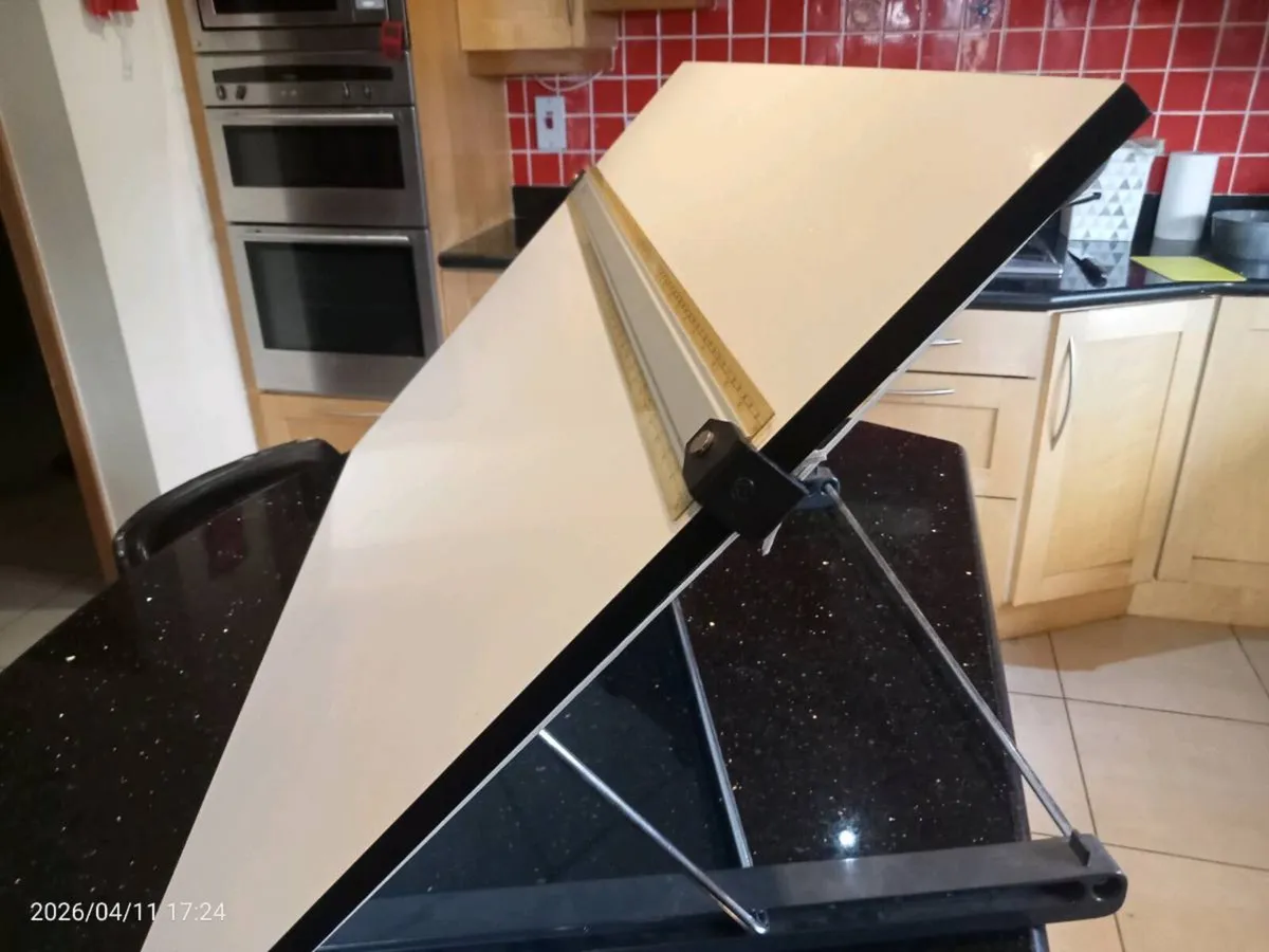 Bertram art drawing board - Image 2