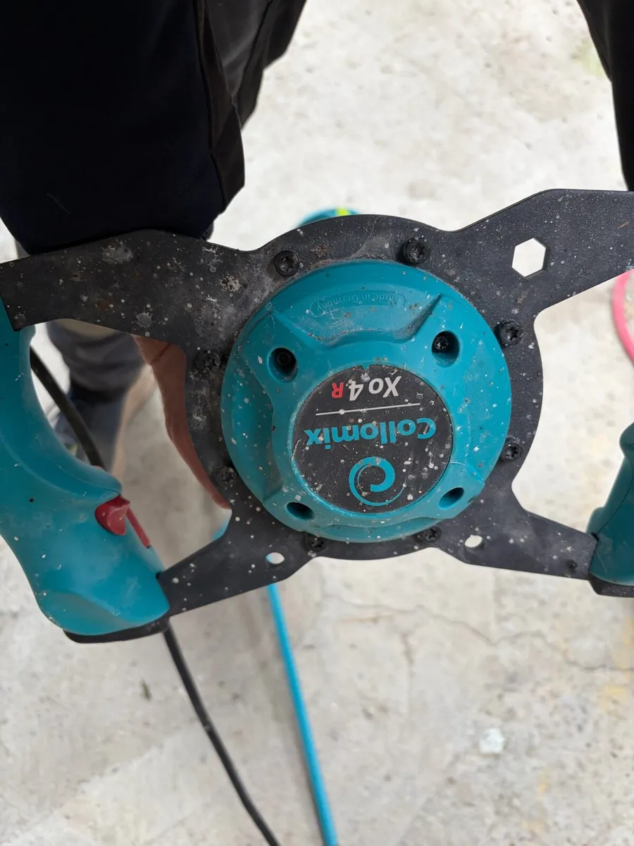 Collomix & dewalt Paddle mixer - Image 2