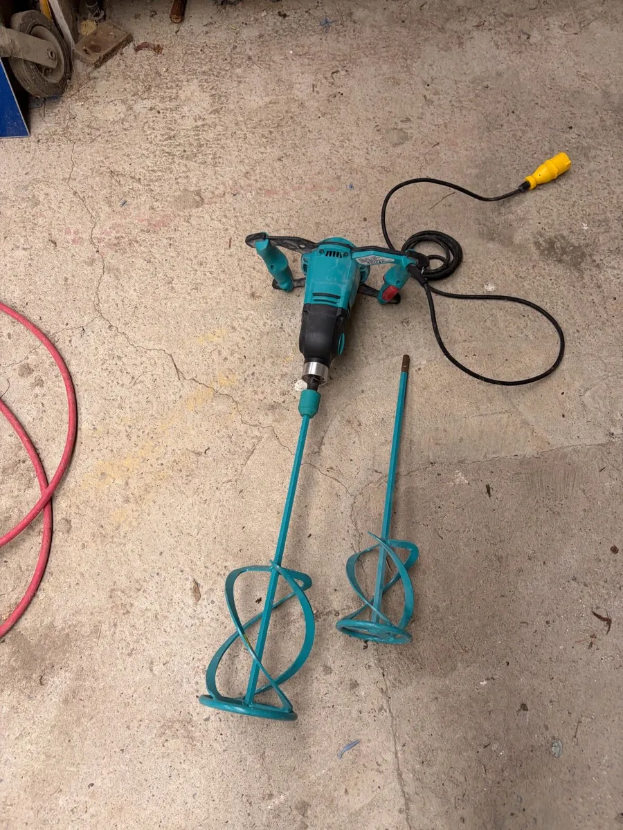 Collomix & dewalt Paddle mixer - Image 4