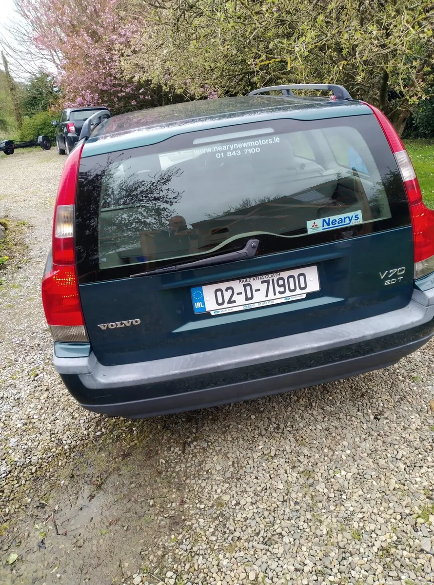 Volvo V70 2.0t - Image 4