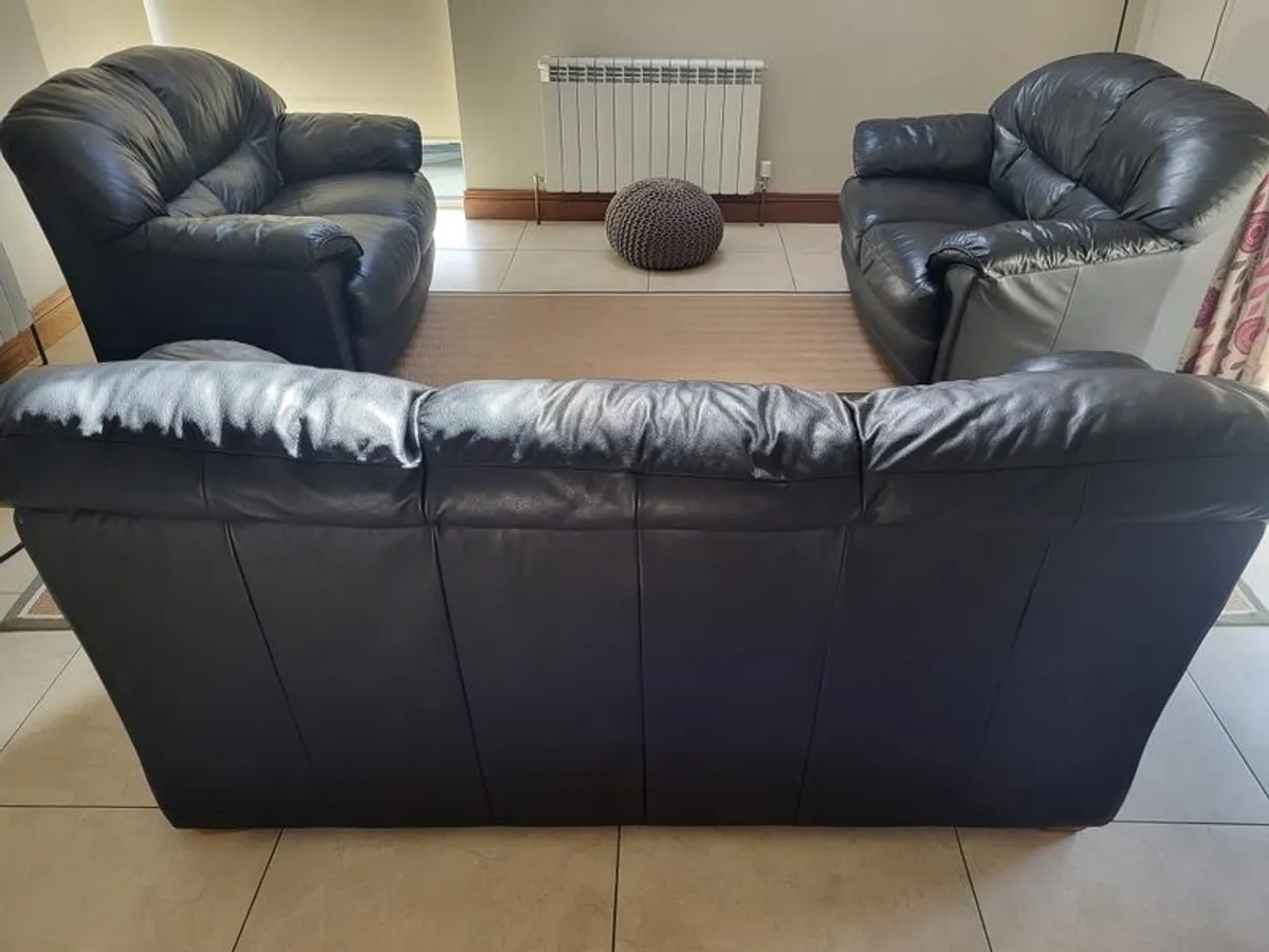 Leather sofa set - Image 3